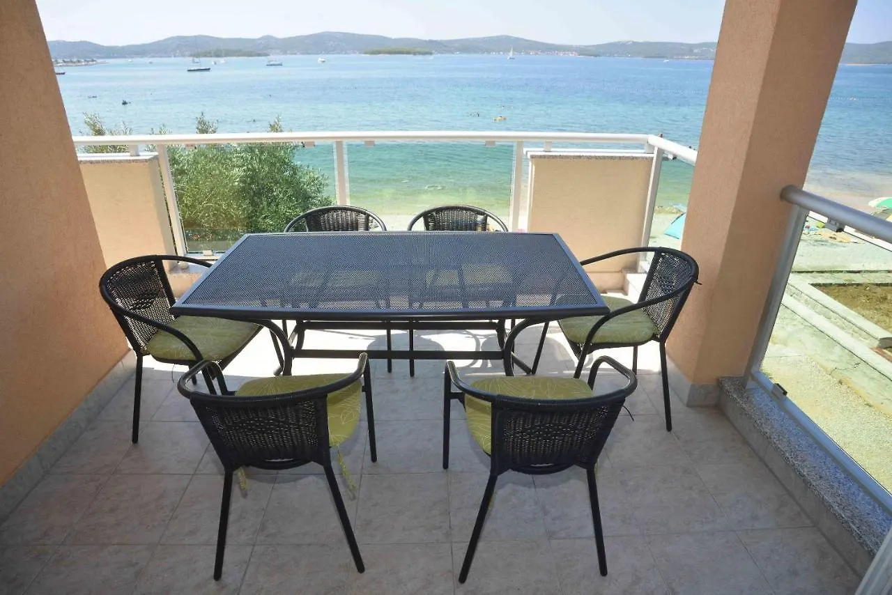 Apartments Citrine On The Beach Biograd Na Moru