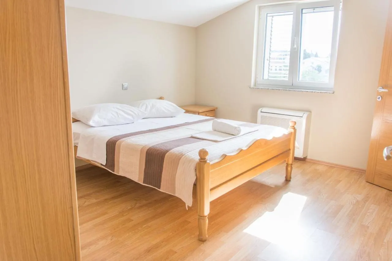 Apartments Citrine On The Beach Biograd Na Moru 0*,