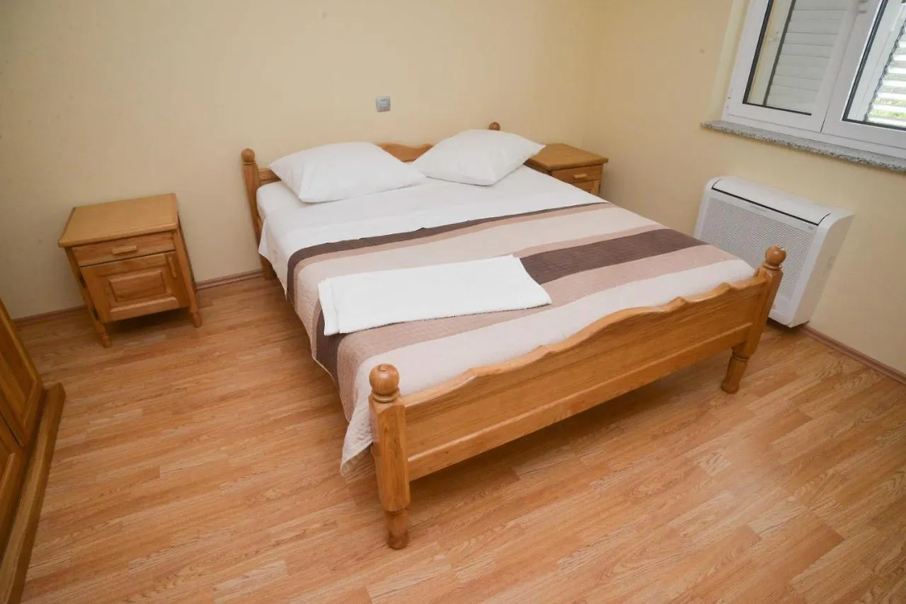 Apartments Citrine On The Beach Biograd Na Moru 0*,