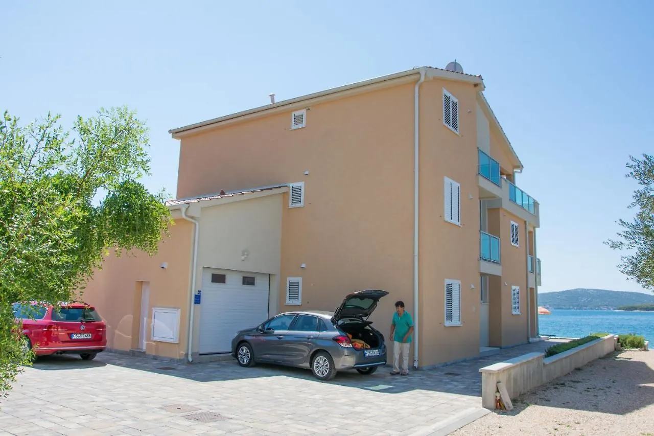 Apartments Citrine On The Beach Biograd Na Moru 0*,  Chorvatsko