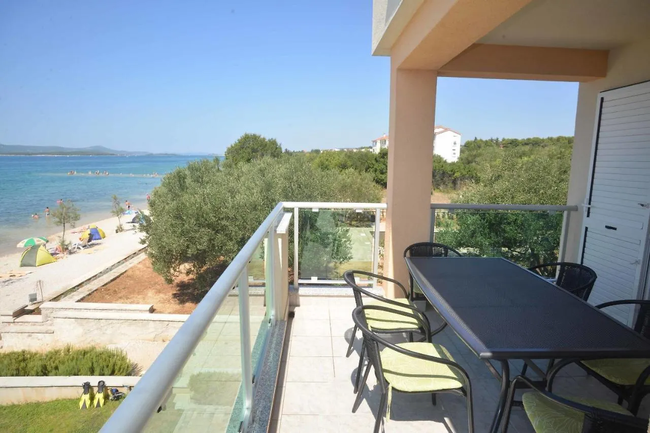 Apartments Citrine On The Beach Biograd Na Moru