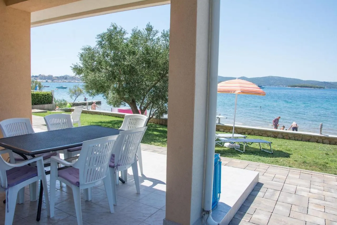 Apartments Citrine On The Beach Biograd Na Moru