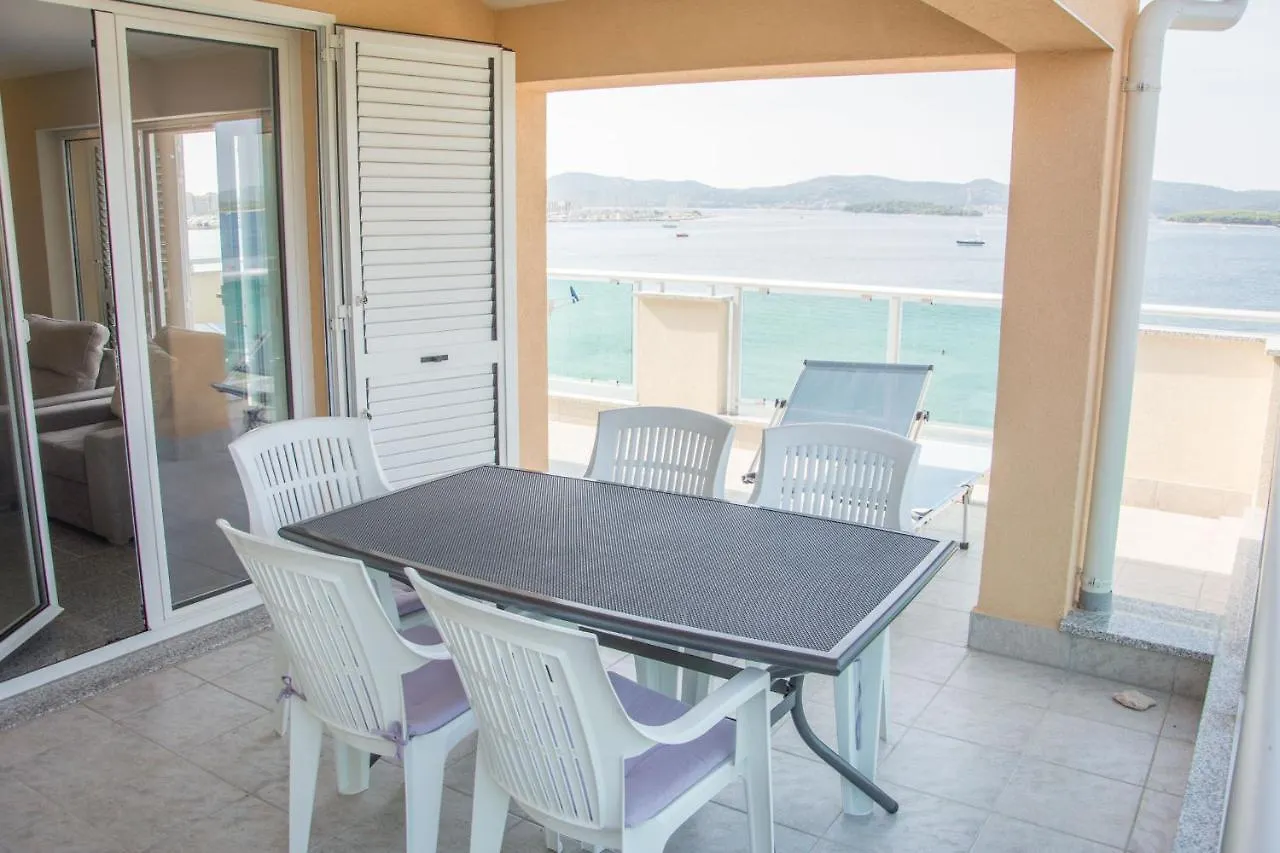 Apartments Citrine On The Beach Biograd Na Moru