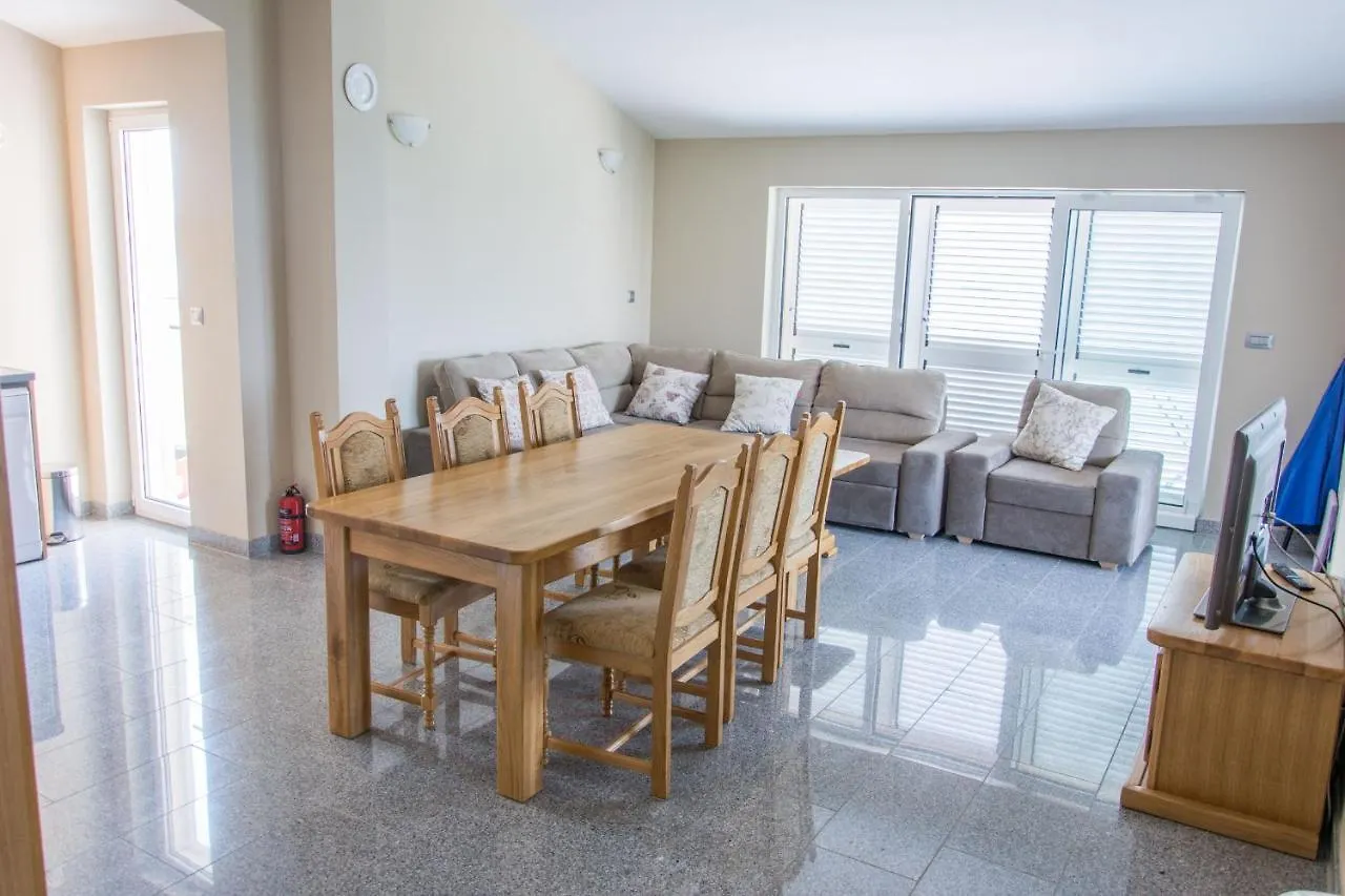 Apartments Citrine On The Beach Biograd Na Moru