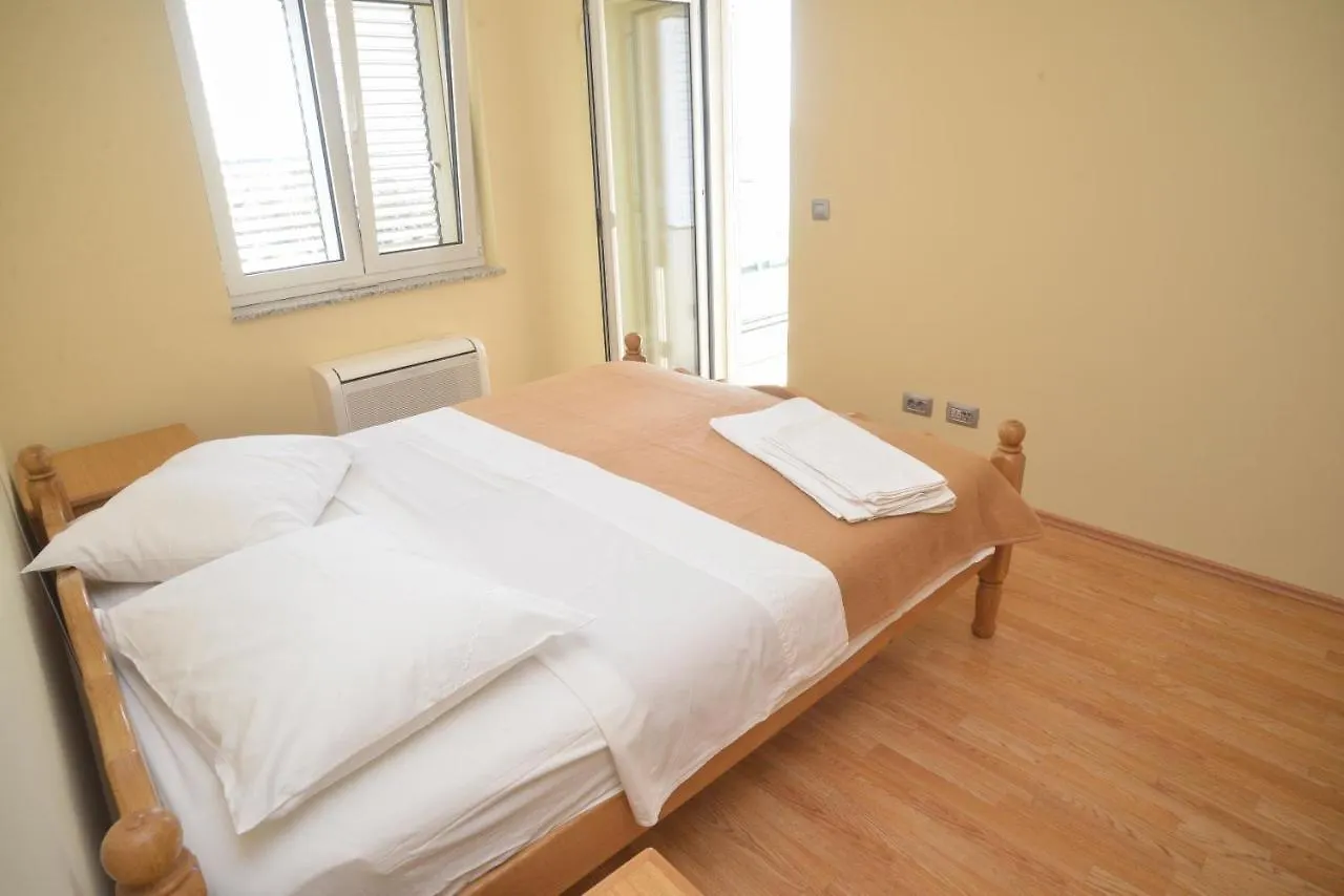Apartments Citrine On The Beach Biograd Na Moru